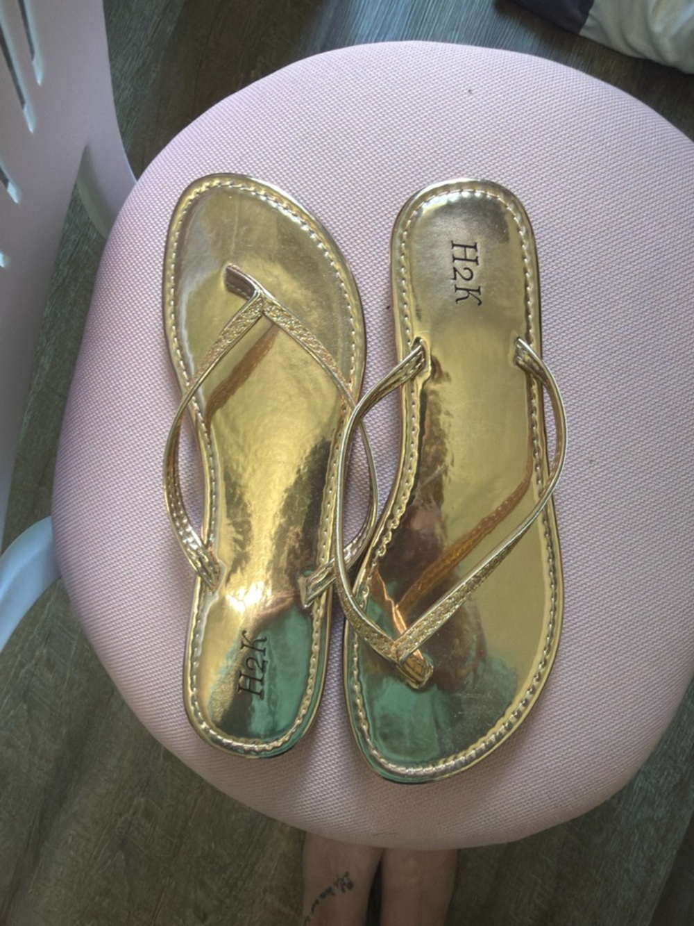 H2K Metallic Gold Women's Thong Sandals